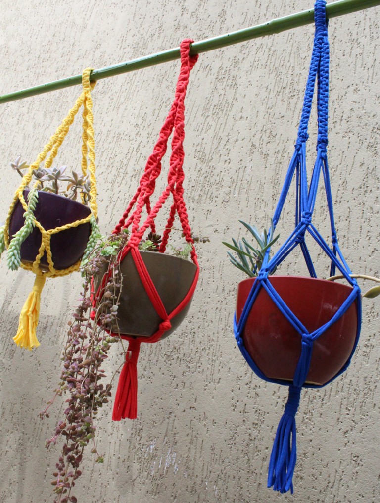 Suporte para plantas em macramê – Fio de Malha