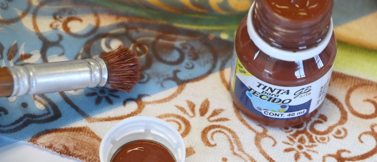 Novidade – Tinta para Tecido Gato Preto