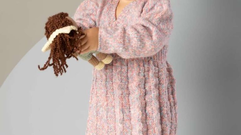 Receita Vestido Infantil Princesa de Tricô com o Fio Mais Bebê Cores