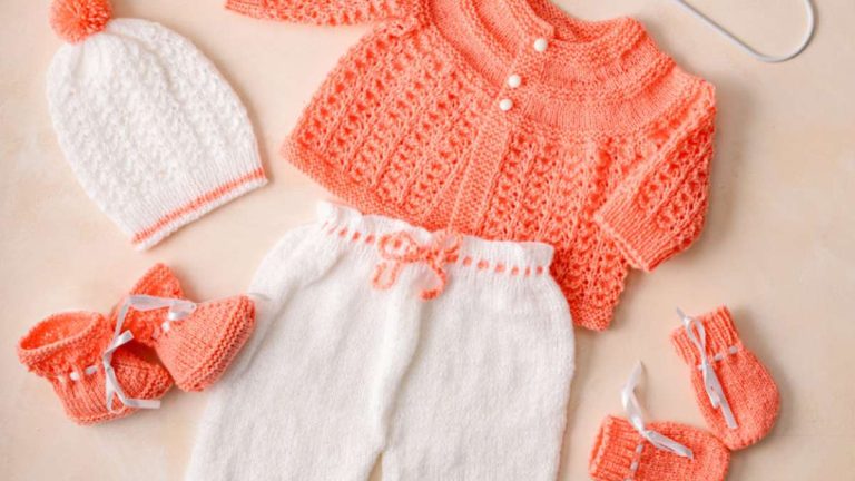 Receita Conjunto Maternidade Salmão e branco de Tricô com o Fio Petit Bebê