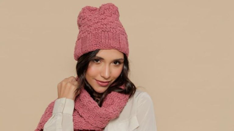 Receita Gorro e Cachecol Boneca de Tricô com o Fio Enjoy