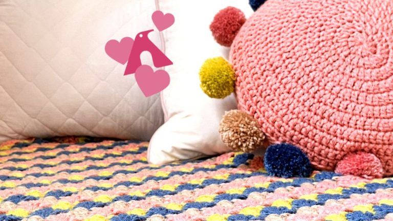 Receita Almofada Pompom de Crochê com a Lã Nina
