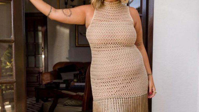 Receita Vestido Creme de Crochê com a Linha Anne