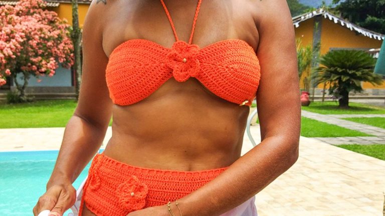 Receita Biquíni Hot Pant Clarissa de Crochê com a Linha Bikini