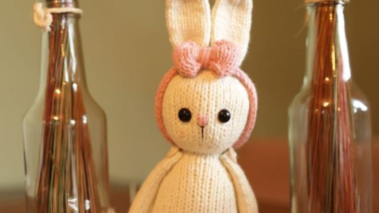 Receita Coelha de Tricô com o Fio Amigurumi Soft