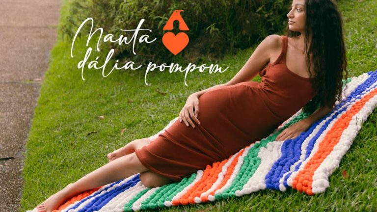 Receita Manta de Tricô com o Fio Dália Pompom