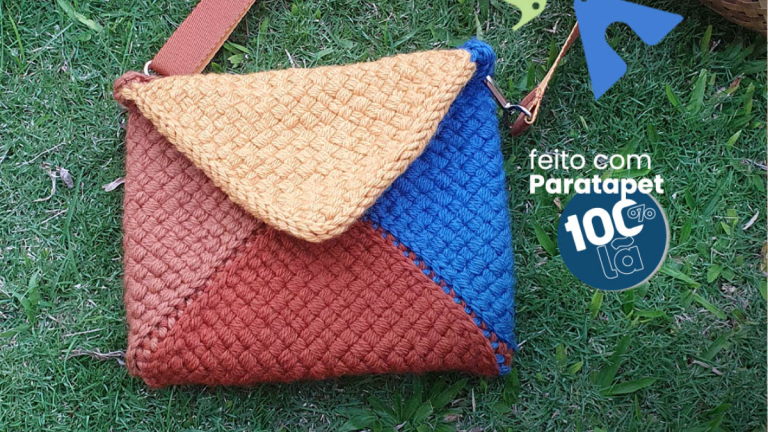 Receita Bolsa Entardecer no Tear Quadrado de Pregos com a Lã Paratapet