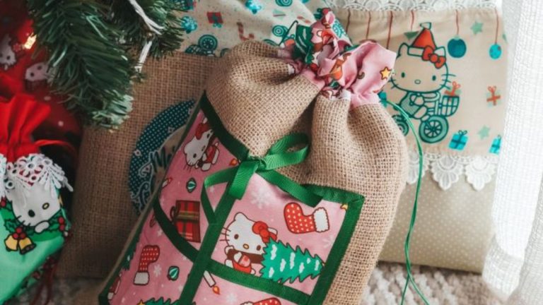 Receita Embalagem de Juta Hello Kitty