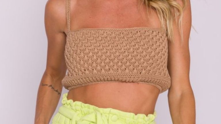 Receita Cropped Amêndoa de Crochê com a Linha Charme