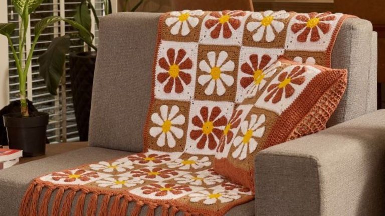 Receita Conjunto Manta e Almofada Flower Power com o Barbante Barroco Maxcolor