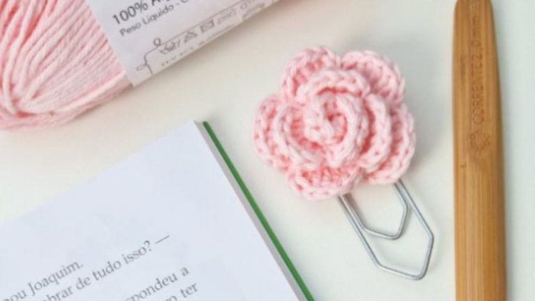 Receita Rosa de Crochê com Clipe com o Fio Natural Algodón 6 Cabos