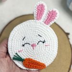 Receita Porta-Copos Orelhinha em Crochê com a Linha Bella Amigurumi