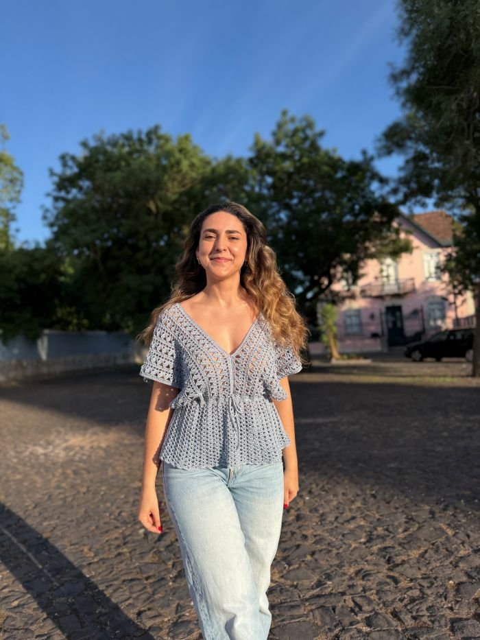 Blusa Concha de Crochê – detalhe do acabamento e cinto