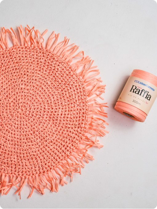 Sousplat Rústico de crochê com franjas feito com Fio New Raffia Linhas Corrente na cor 106