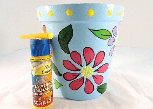 Passo 6 — pontinhos decorativos maiores ao redor do vaso com pincel velho