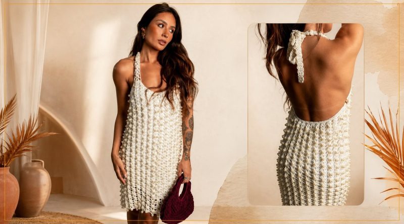 Vestido Nácar de crochê com Linha Encanto Slim e pérolas frente e costas