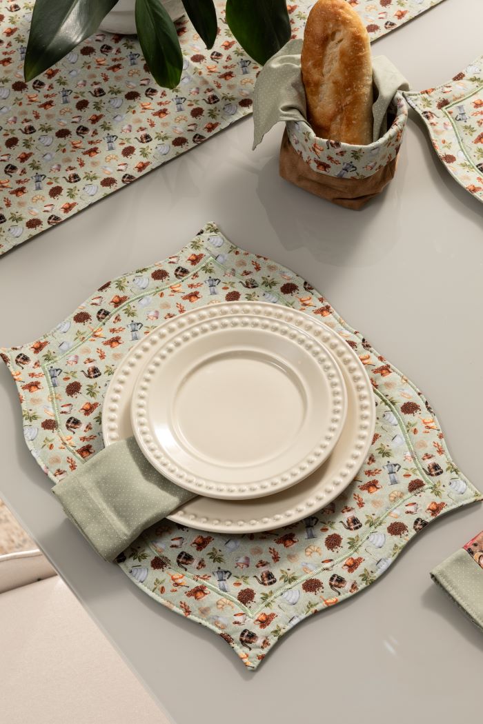 Mesa Posta Momento Café - detalhe do jogo americano e guardanapo com ponto decorativo