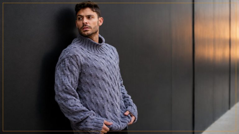 Blusa Polar de Tricô Masculino com Tranças e Gola Alta