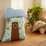 Peso de Porta Casinha em patchwork com tecido estampado de limões