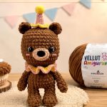 Ursinha Cacau amigurumi com Fio Vellut Amigurumi Pingouin e Balloon Amigo