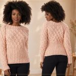 Blusa Maxibarra de Tricô com Fio Hobby Círculo – Receita com Gráfico Blusa Maxibarra de Tricô com Fio Hobby Círculo — frente e costas na cor bege