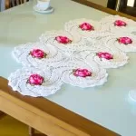 Trilho de mesa branco Florido – Linha Duna