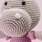 Hipopótamo de Crochê Pepita – Barroco Multicolor