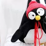 Mochila de Crochê Pinguim – Linha Bella Arte