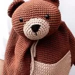 Mochila de Crochê Urso – Linha Bella Arte