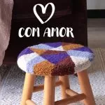 Capa para Banquinho Punch Needle com Fio Paratapet