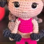 Amigurumi Fitness Maromba de crochê com halteres e fone de ouvido, feito com Fio Balloon Amigo Pingouin