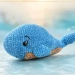 Amigurumi baleia de pelúcia azul feita com Fio Amigurumi Pelúcia Círculo
