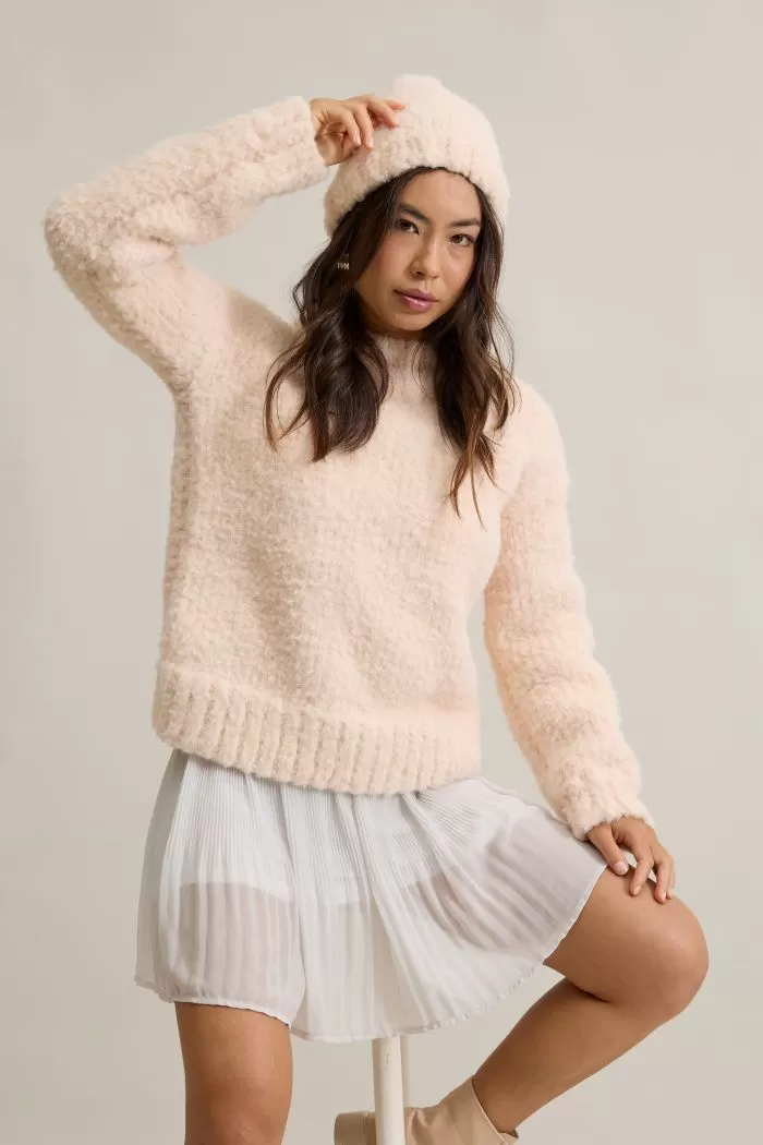 Blusa e Gorro Chantilly de Tricô – vista das costas com gorro
