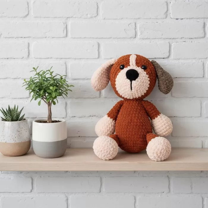 Cachorro Max Amigurumi de Crochê feito com Fio Amigurumi Chenille Círculo - vista frontal