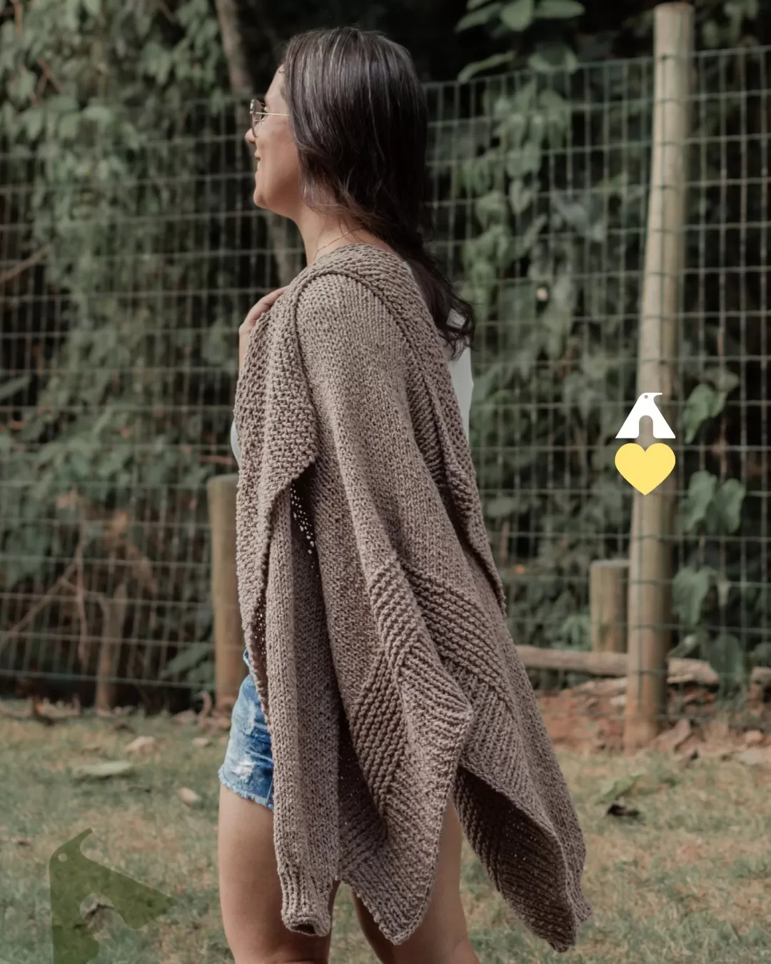Cardigan Beladona de tricô, detalhe do ponto e textura do Fio Bocaina