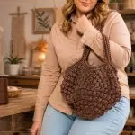 Bolsa Castanha de Crochê com Linha Liza Moda Grossa Círculo