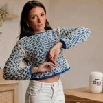 Blusa Lisboa: Crochê Intercalado em Azul e Branco para o Dia a Dia blusa-lisboa-clea-duplo-discovery