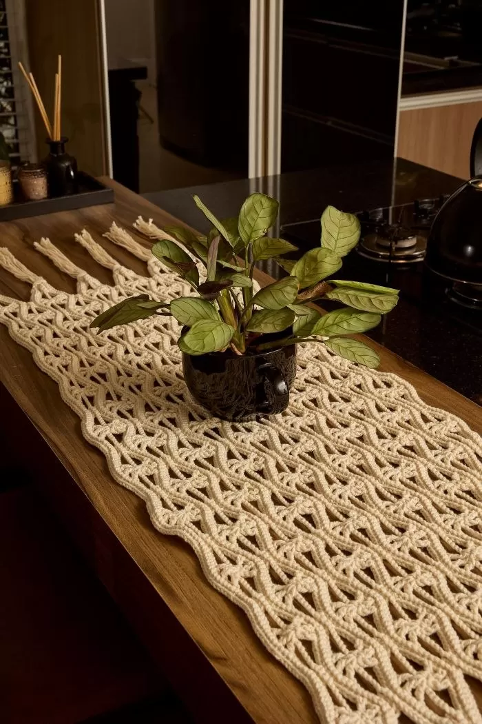 Trilho de Mesa Jacarta de crochê com Barroco Natural Círculo