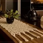 Trilho de Mesa Jacarta de Crochê com Barroco Natural Círculo – Receita com Gráfico Trilho de Mesa Jacarta de crochê com Barroco Natural Círculo